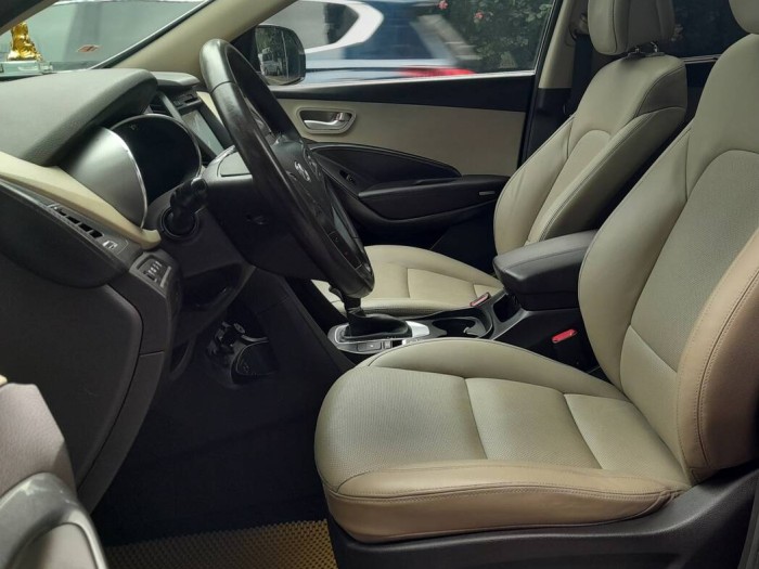 Hyundai santafe 2.4AT 2016 4wd trắng